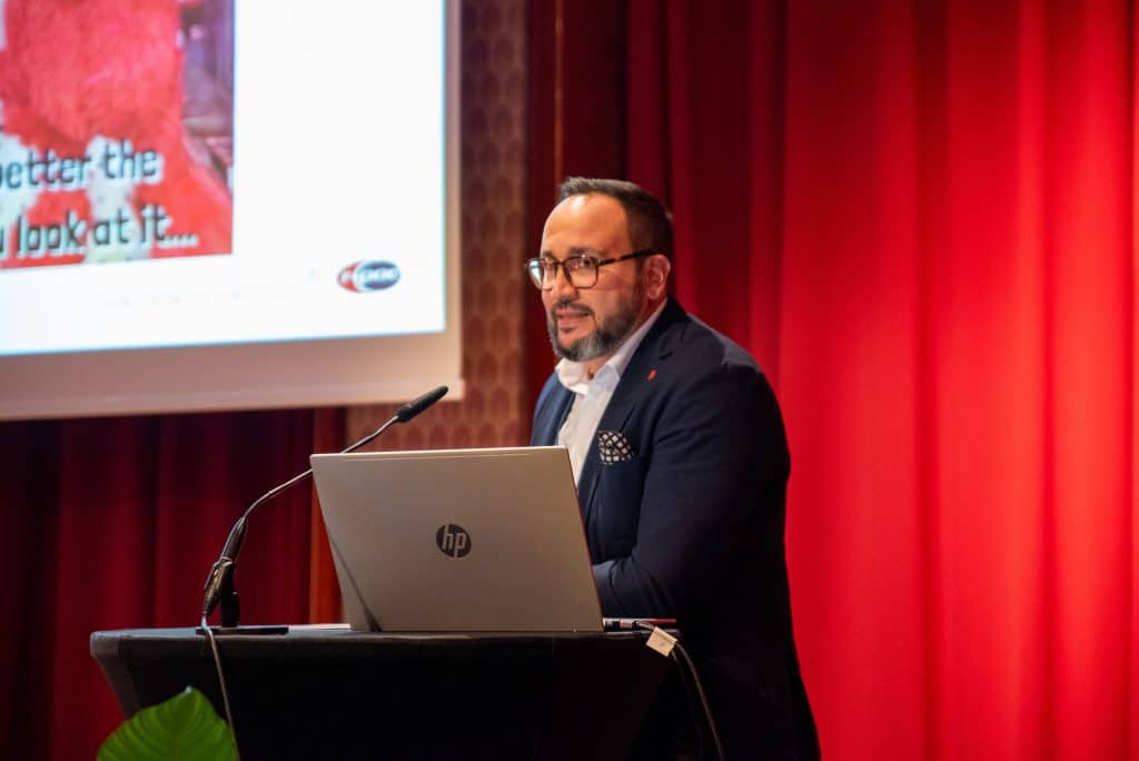 Güneri Tugcu at the 4th Forum Unique Codes