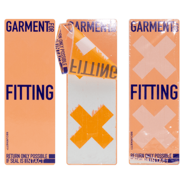 Garment Fitting Label in different phases